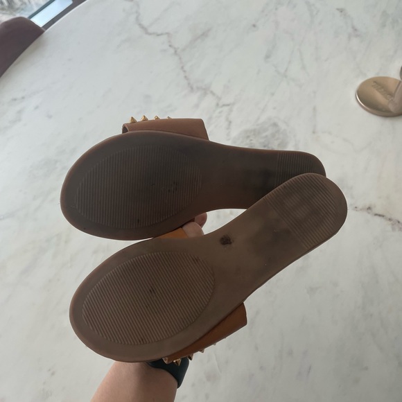 Steve Madden ‘Farryn’ size 6 cognac brown and gold spike sandals - Picture 5 of 5